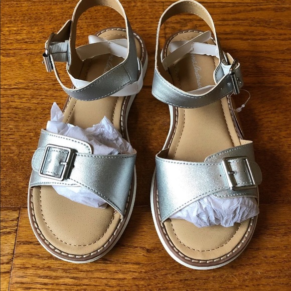 Hanna Andersson Buckle Sandals CATY - Picture 2 of 5